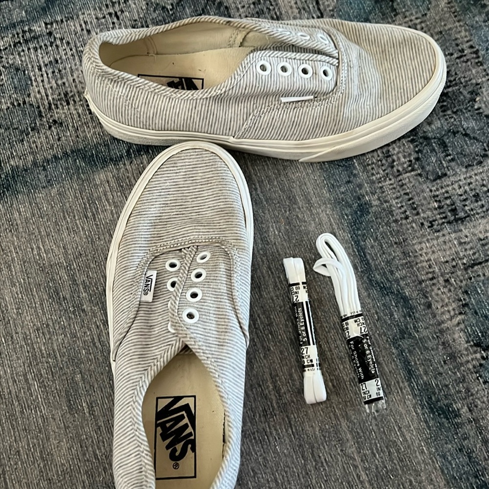 VANS women’s sneakers